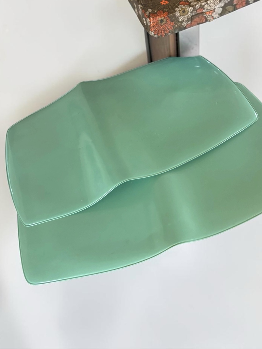 Vintage Kitchen Trends Jade Green Vinyl Placemats Set of 2